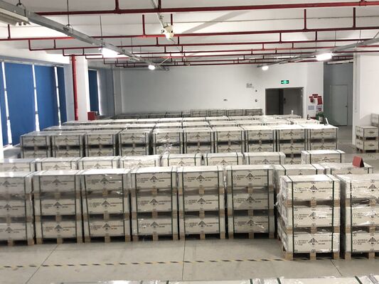 LiFePO4 Deep Cycle 51.2V100AH 5KWH Rack Mounted Battery For Solar Energy Storage 