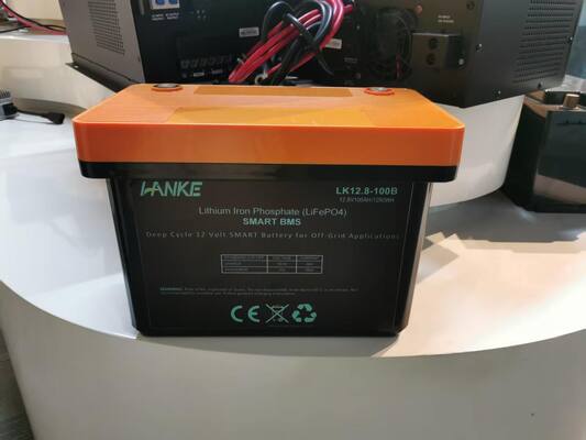 G TECH 12,8V 100Ah LiFePO4 batterie avec 6000 cycles pour le stockage de l'énergie solaire