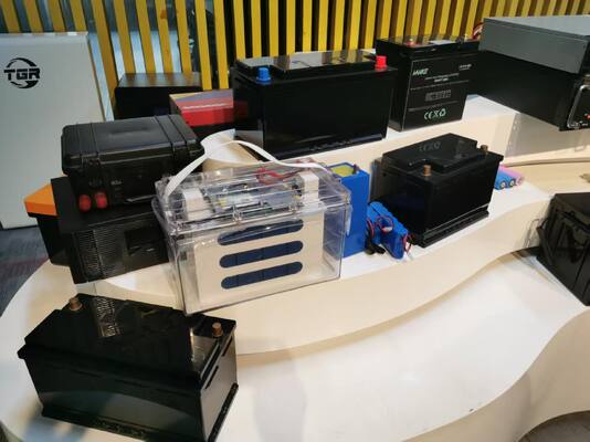 Batterie G TECH 25.6V 200Ah LiFePO4 avec 6000 cycles de vie pour le stockage d'énergie solaire