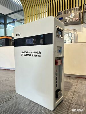 51.2V 100Ah Système de batterie au lithium pour le stockage d'énergie électrique domestique avec Smart BMS 5KWH, 10KWH, 15KWH
